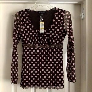 NEW INC POLKA DOT BEADED SCOOP NECK TOP SIZE MEDIUM